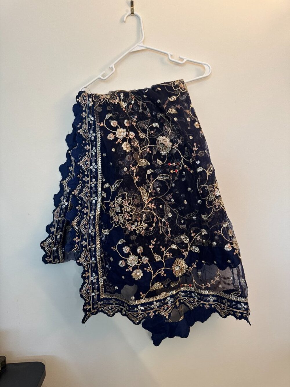 Elegant Navy Blue Embroidered Lehenga Set - Picture 11 of 12